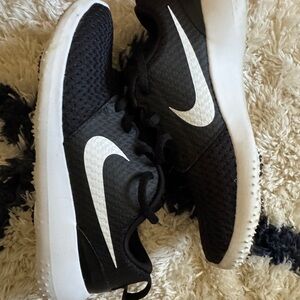 Nike Boys Golf Sneakers Shoes ROSHE G JR
BLACK